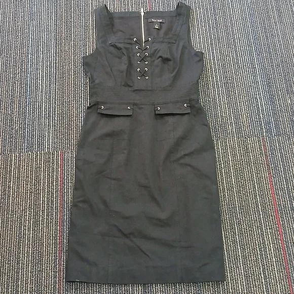 White House Black Market Sheath Black Dress Lace Up Size 2 Nwot - Picture 3 of 8